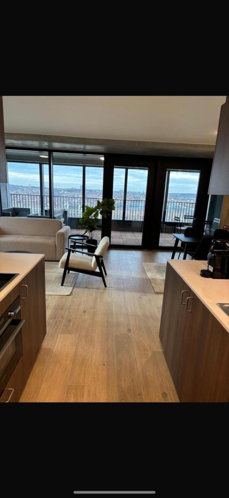 Luxurious In Center Appartement